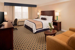 Отель Westford Regency Inn & Conference Center  Уэстфорд